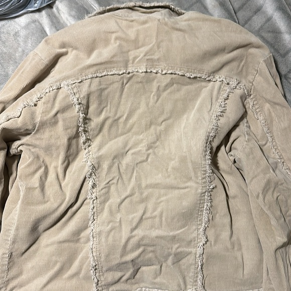 Cream button jacket - Picture 3 of 5